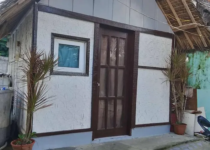 Cj Hideaway